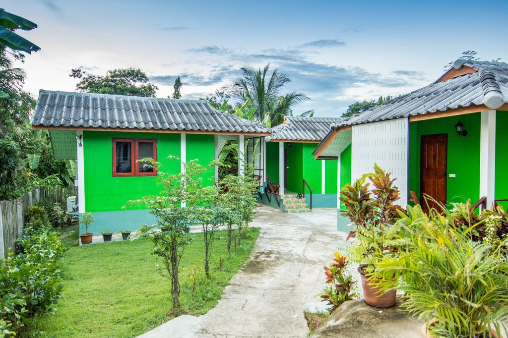 Sarm Mork Guest House Mae Hong Son Exterior photo
